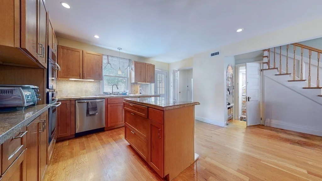 2 Ward Ct, South Boston