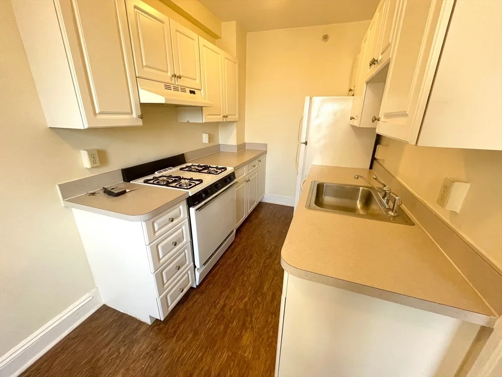 1401 Beacon St, Coolidge Corner