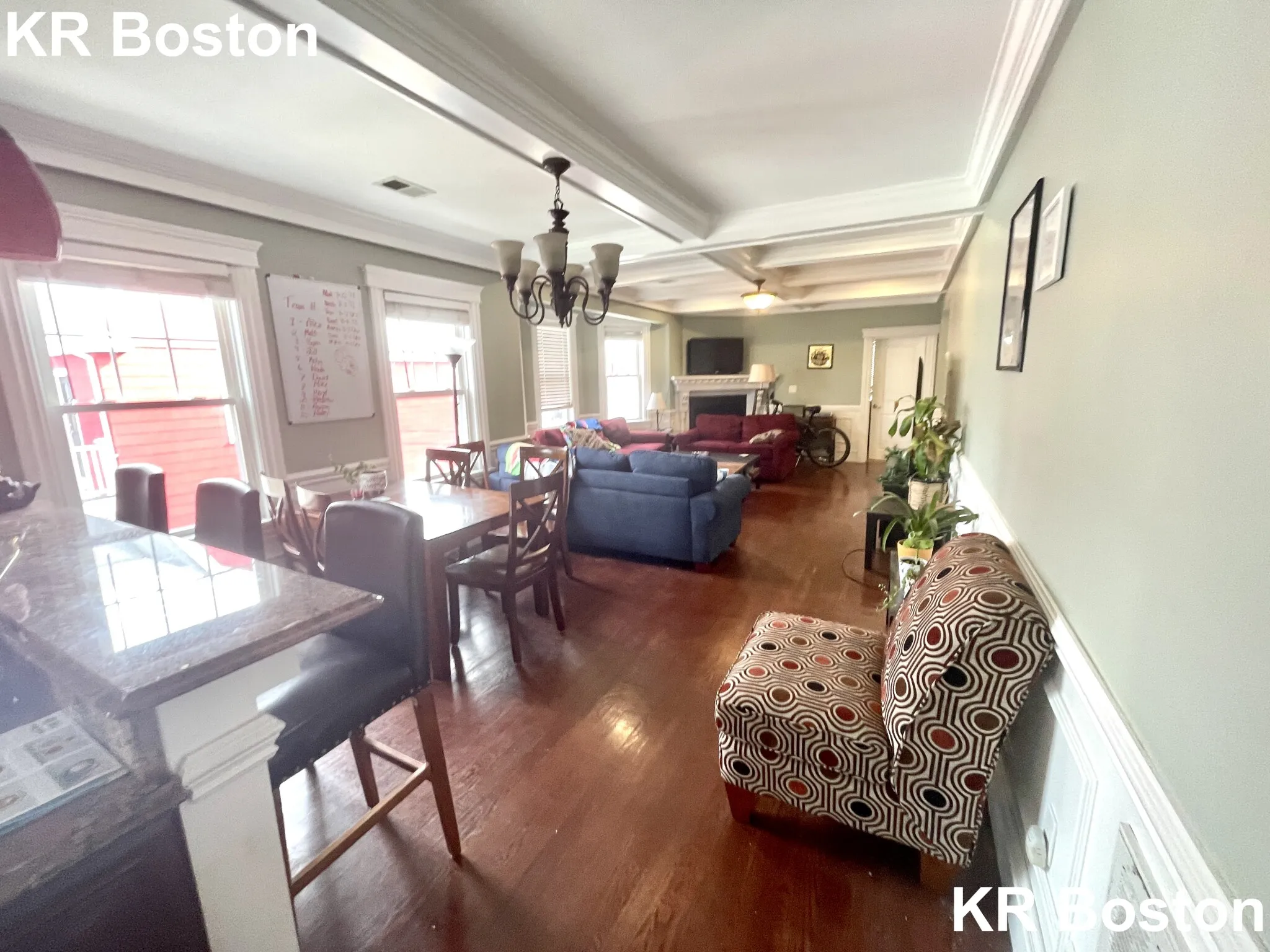 127 Nonantum St, Oak Square