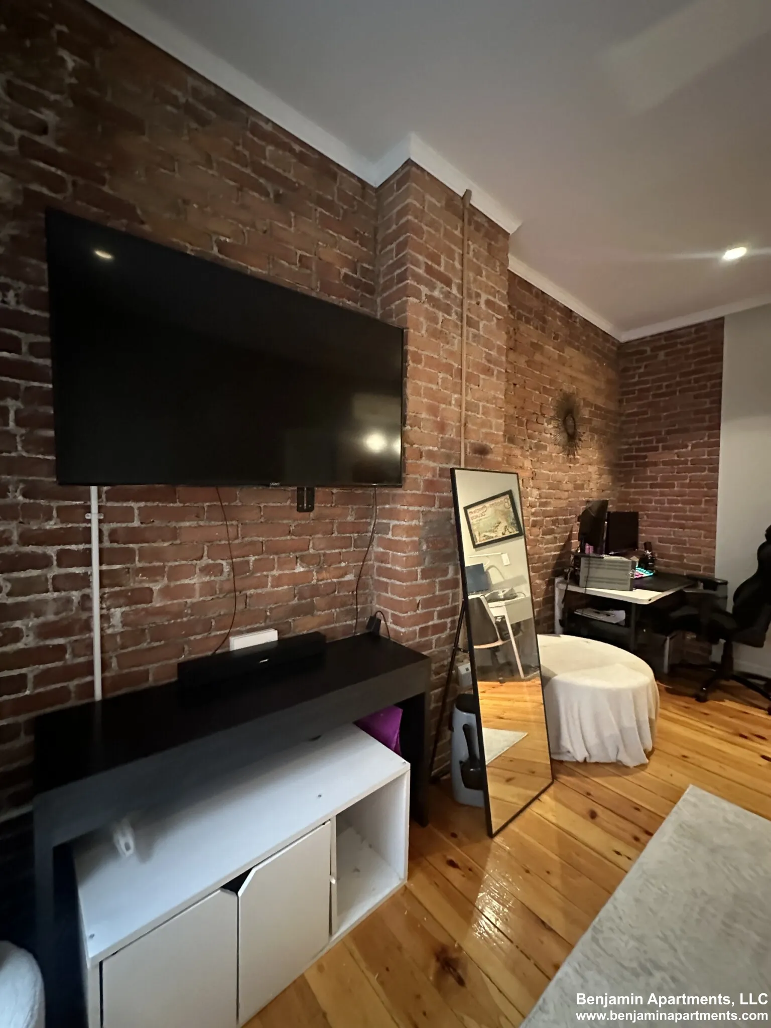 17 Garrison St, Back Bay