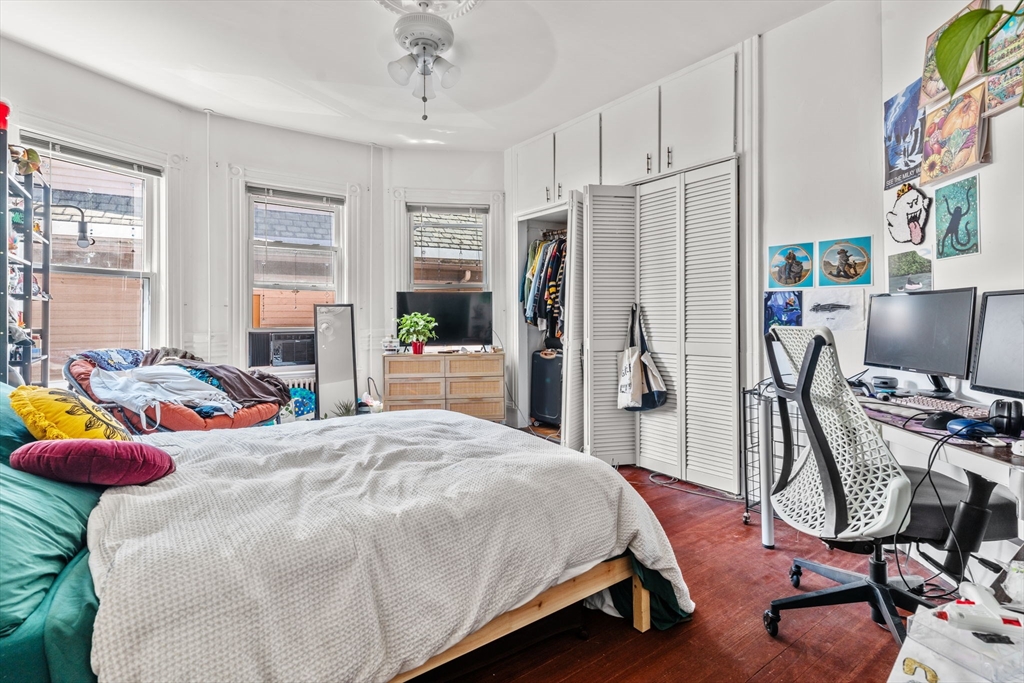 40 Perry St, Central Village