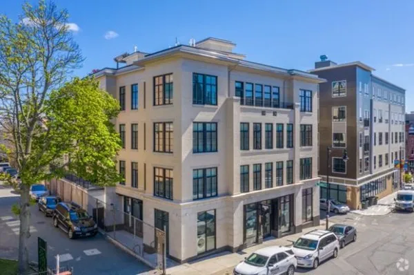 1467 Tremont St, Mission Hill