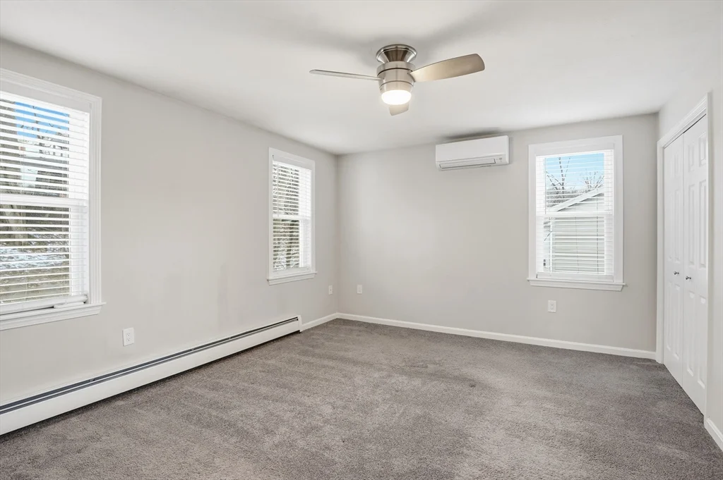 42 Catalpa Cir, Worcester