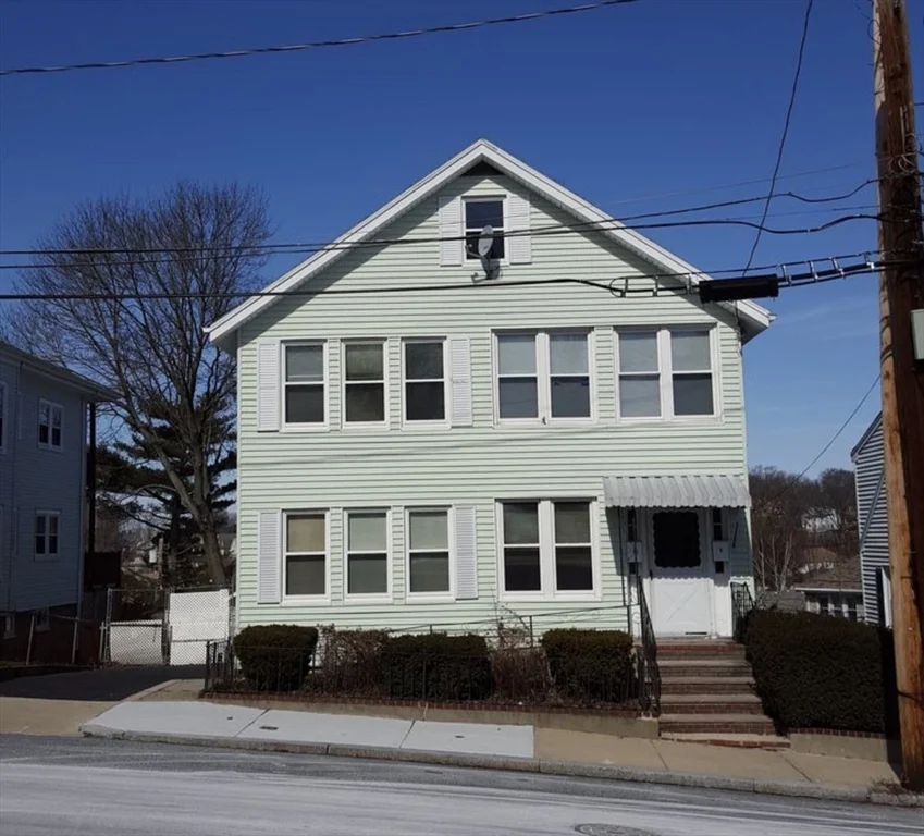 11 Bateman St, Roslindale
