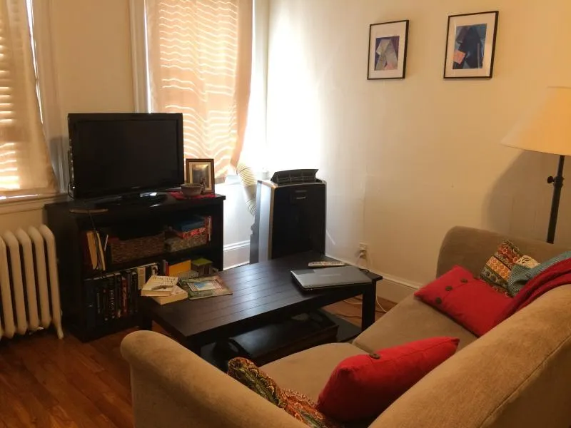 1610 Massachusetts Ave, Neighborhood Nine