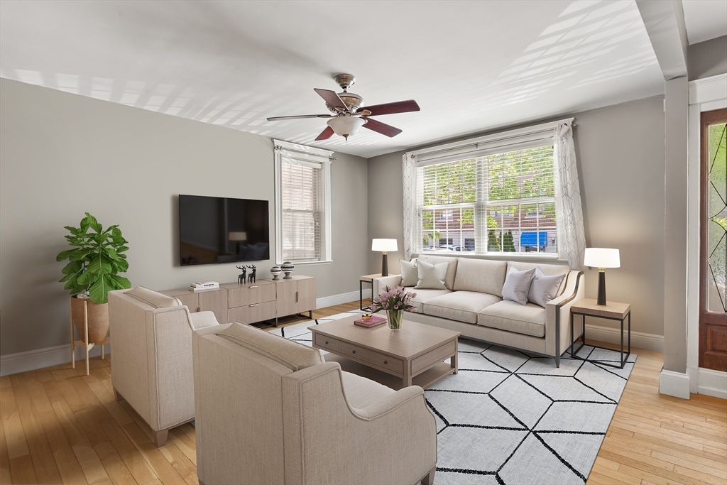 454 W 4th St, South Boston