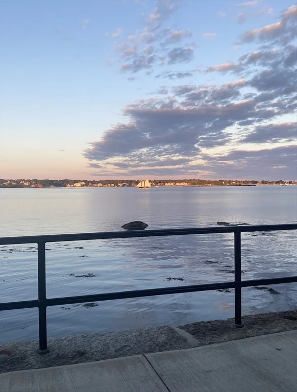 61 Western Ave, Gloucester