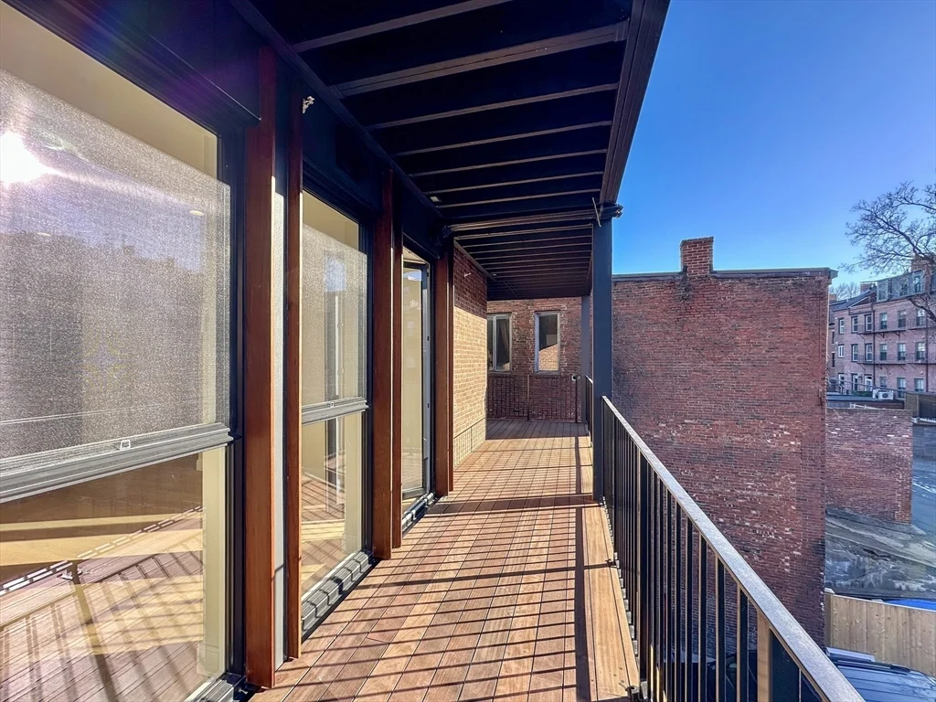 146 Worcester St, South End