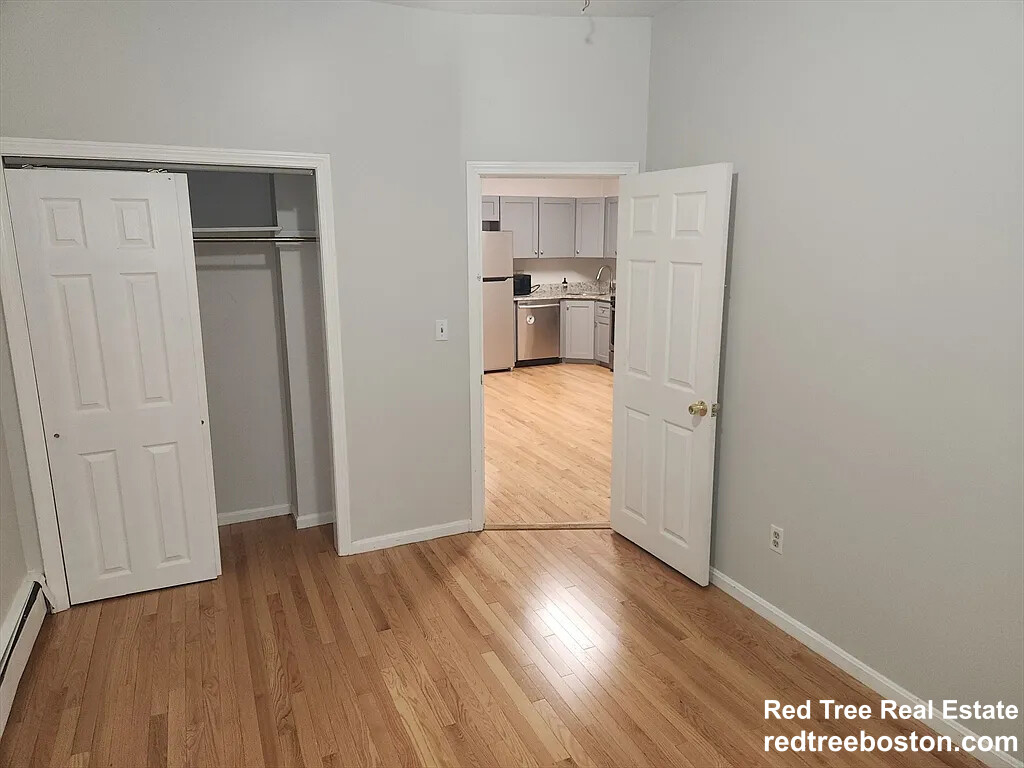 3148 Washington St, Jamaica Plain