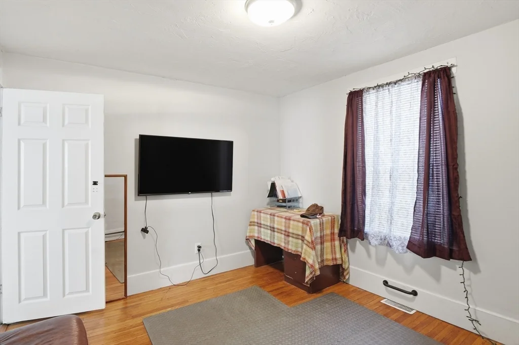 10 Franklin St, West Medway