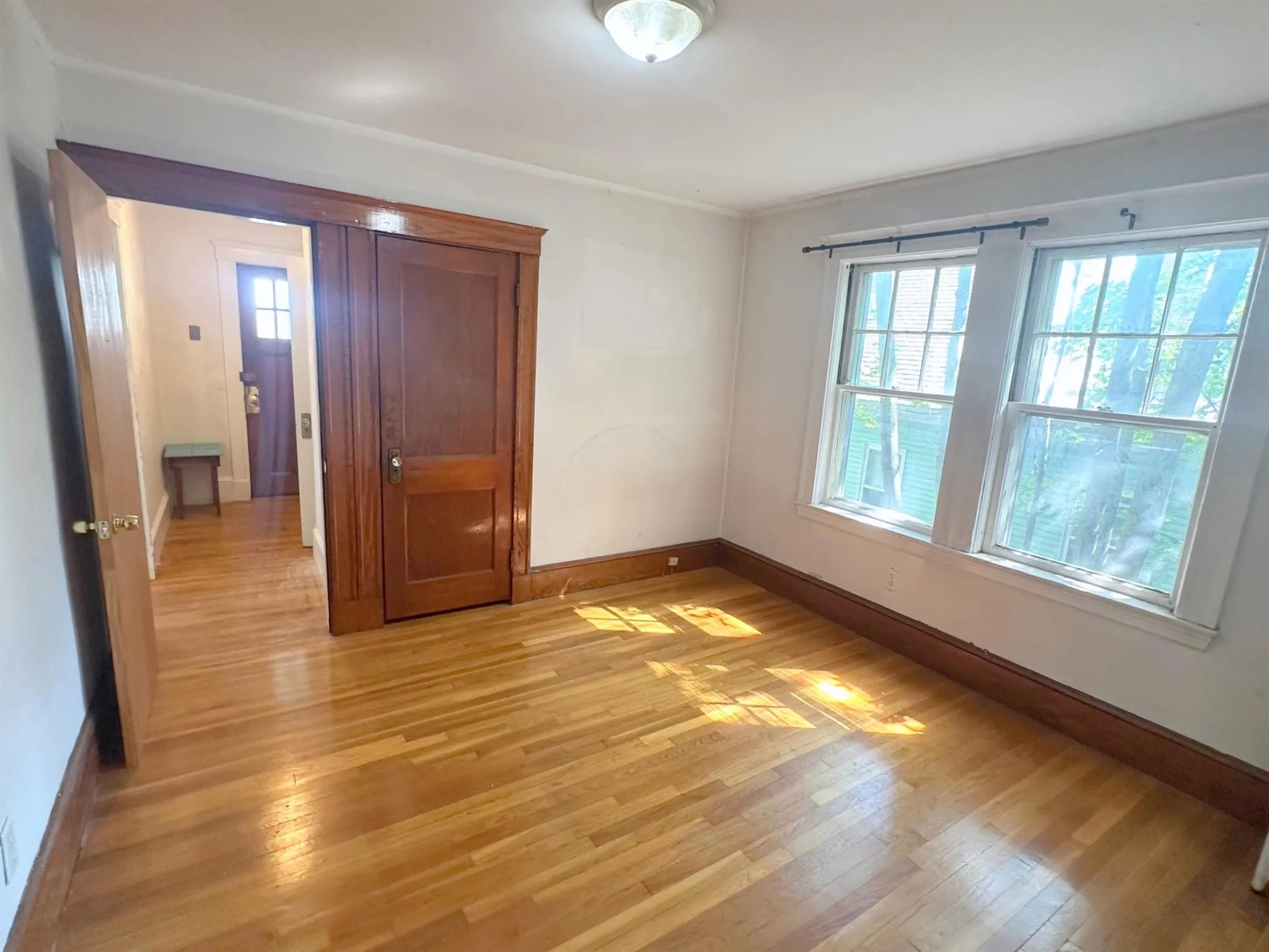 42 Madison St, Winter Hill