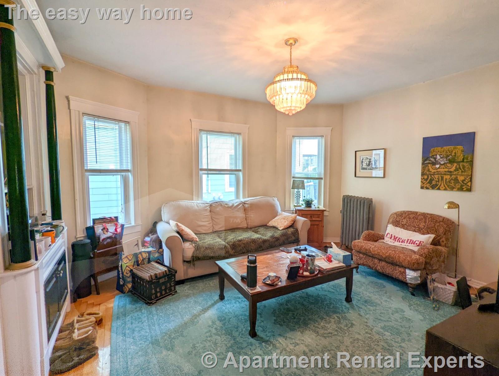 292 Boston Ave, Tufts