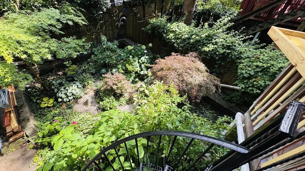 42 Bigelow Stree, Mid-Cambridge