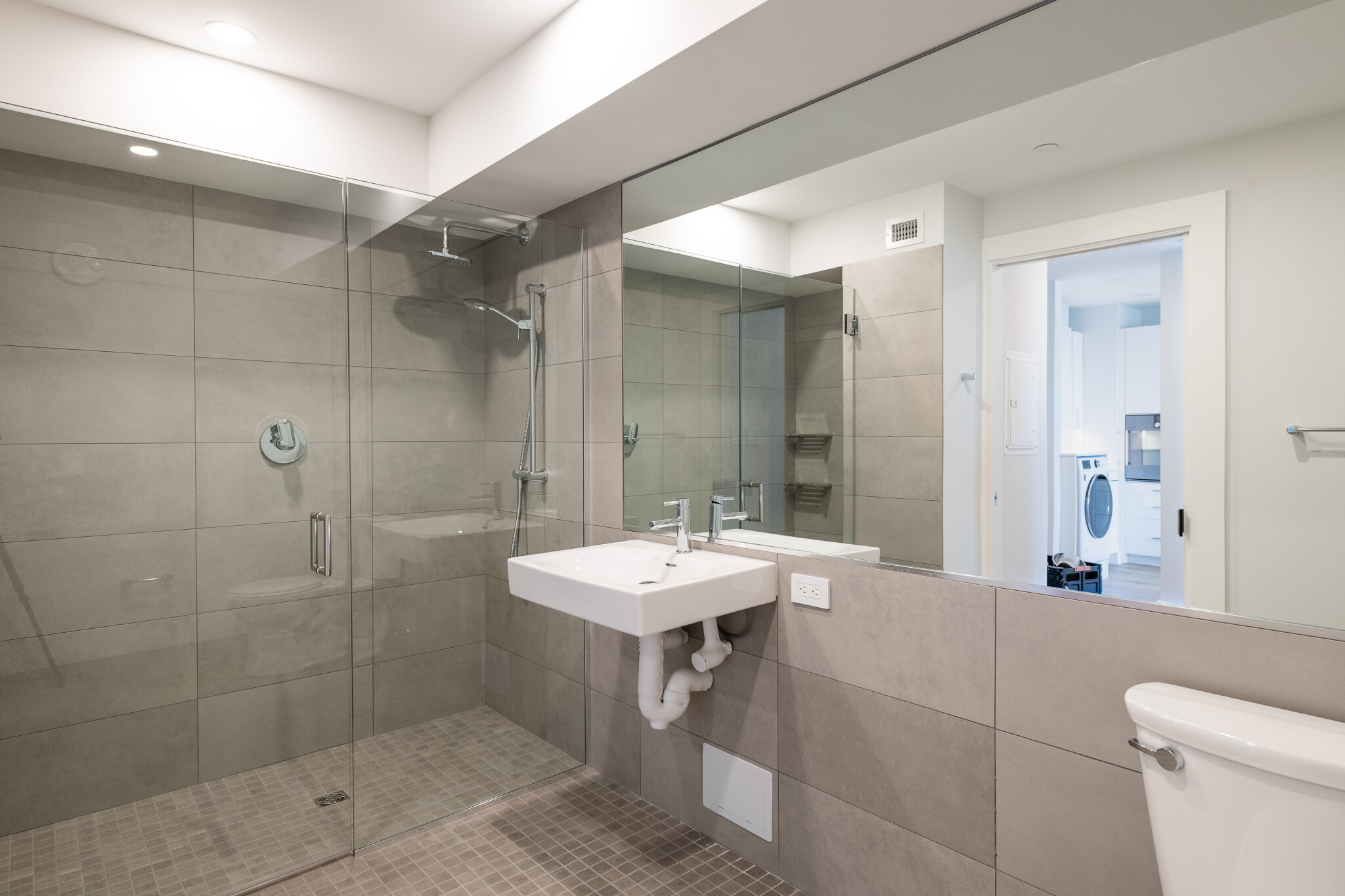 1410 Columbia Rd, South Boston