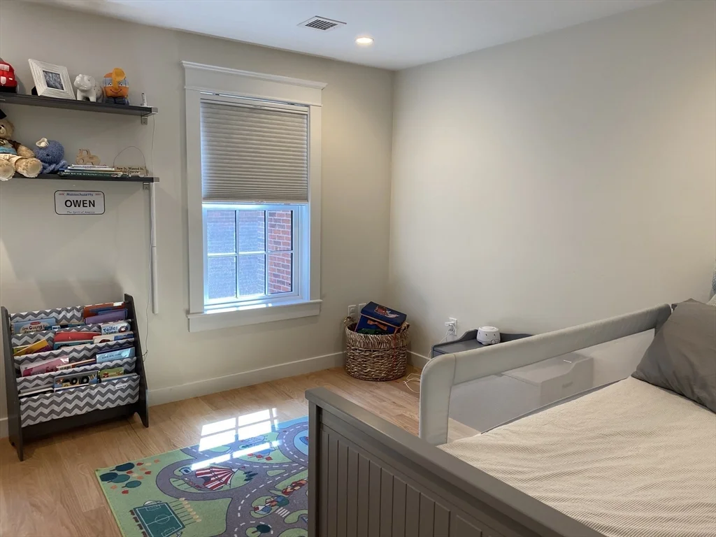 1 Common St, Charlestown