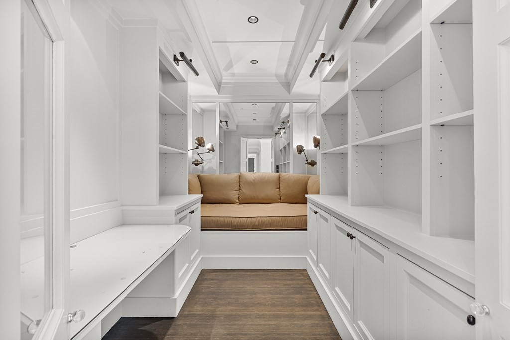 110 Stuart St, Downtown