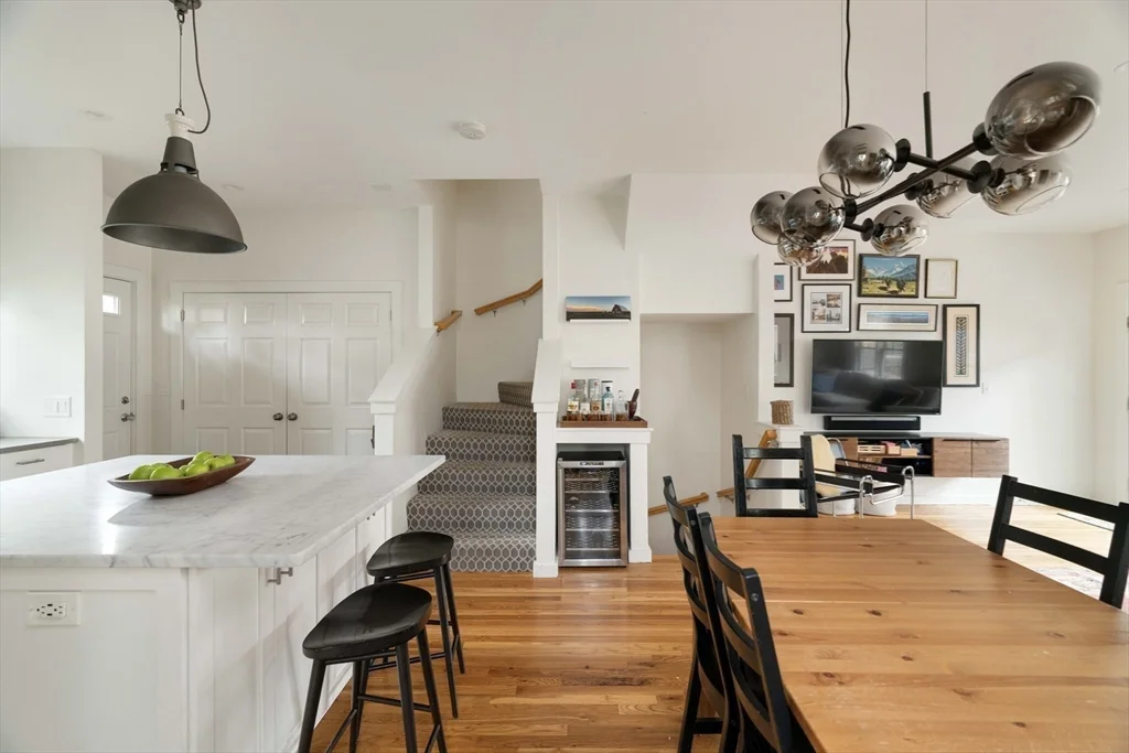 154 Allston St, Cambridgeport