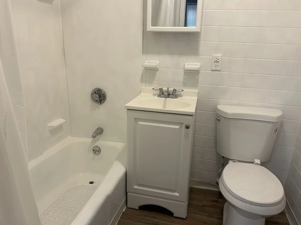 14 Monument Sq, Charlestown