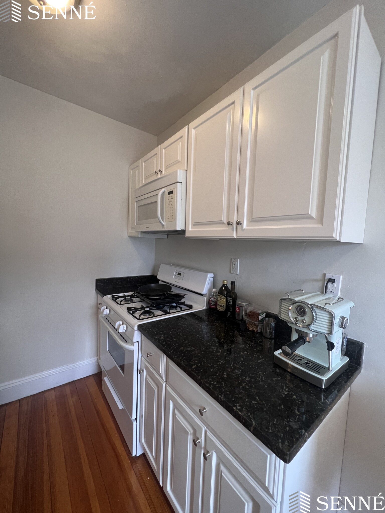 28 Langdon St, Neighborhood Nine