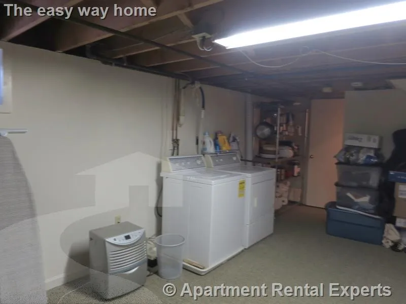 61A Sixth St, East Cambridge