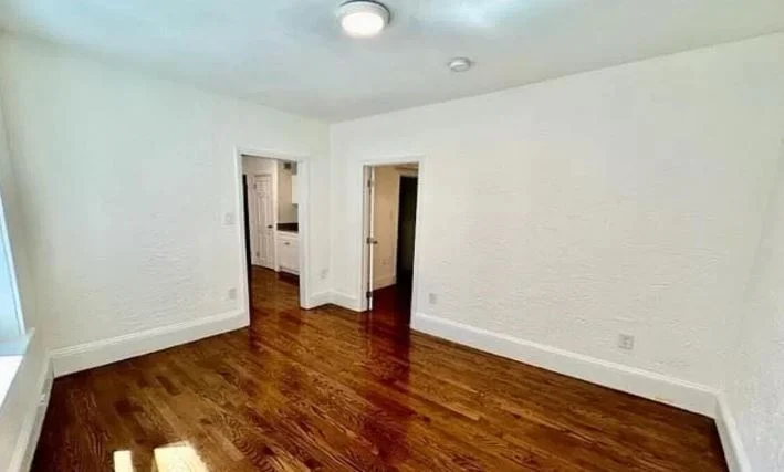 4 Garden Court St, North End