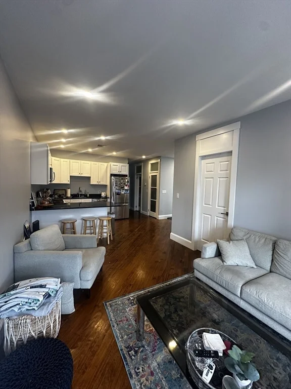 129 G St, South Boston