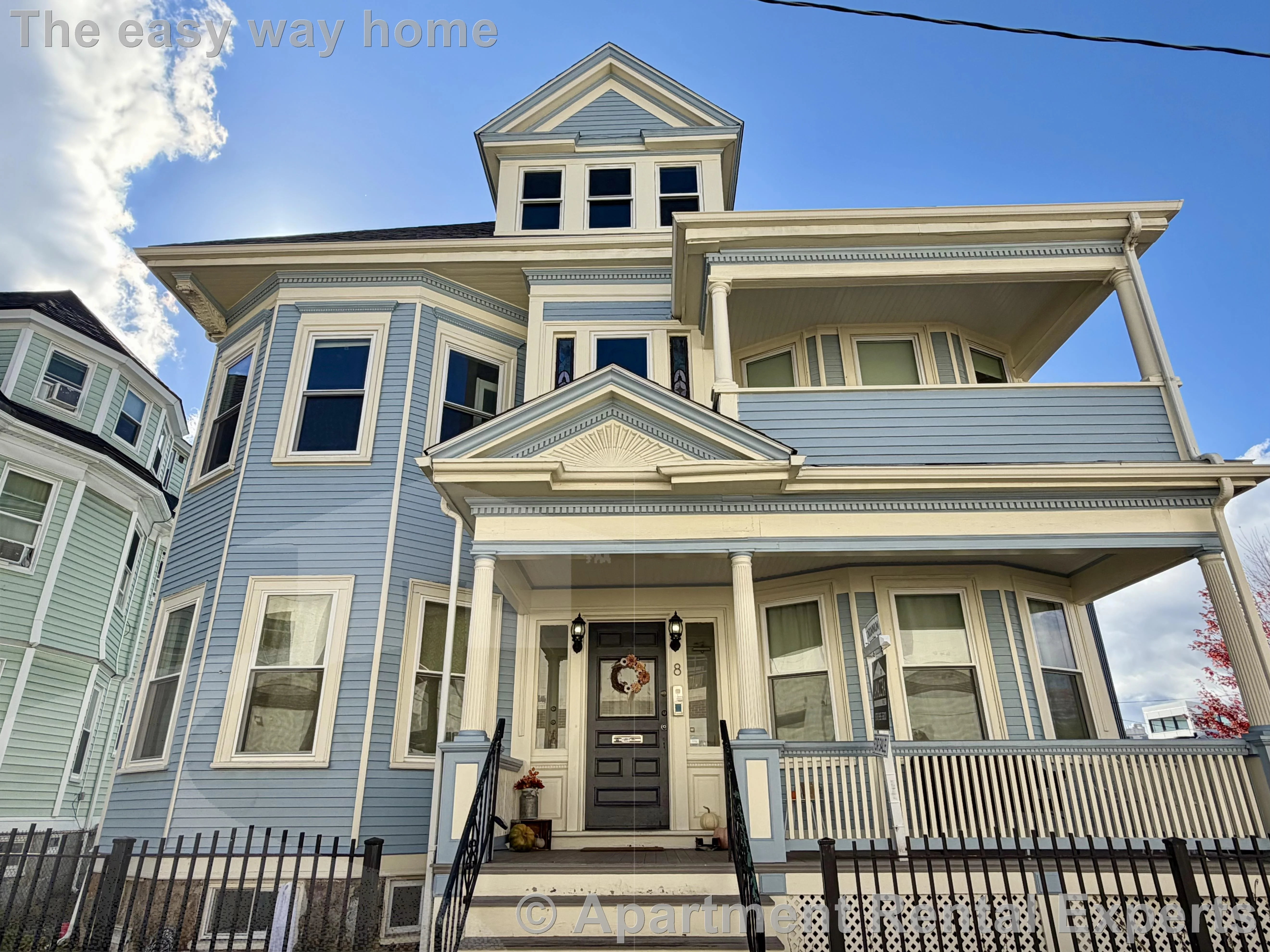 8 Marbury Terr, Jamaica Plain