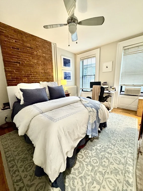 73 Charles St, Beacon Hill