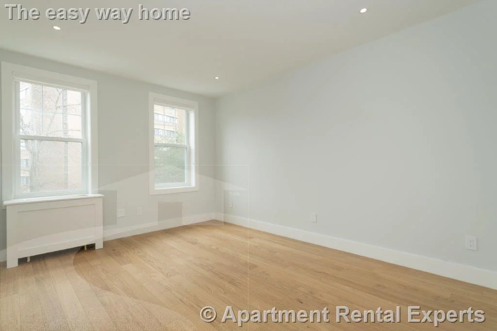 286 Chestnut Hill Ave, Brighton