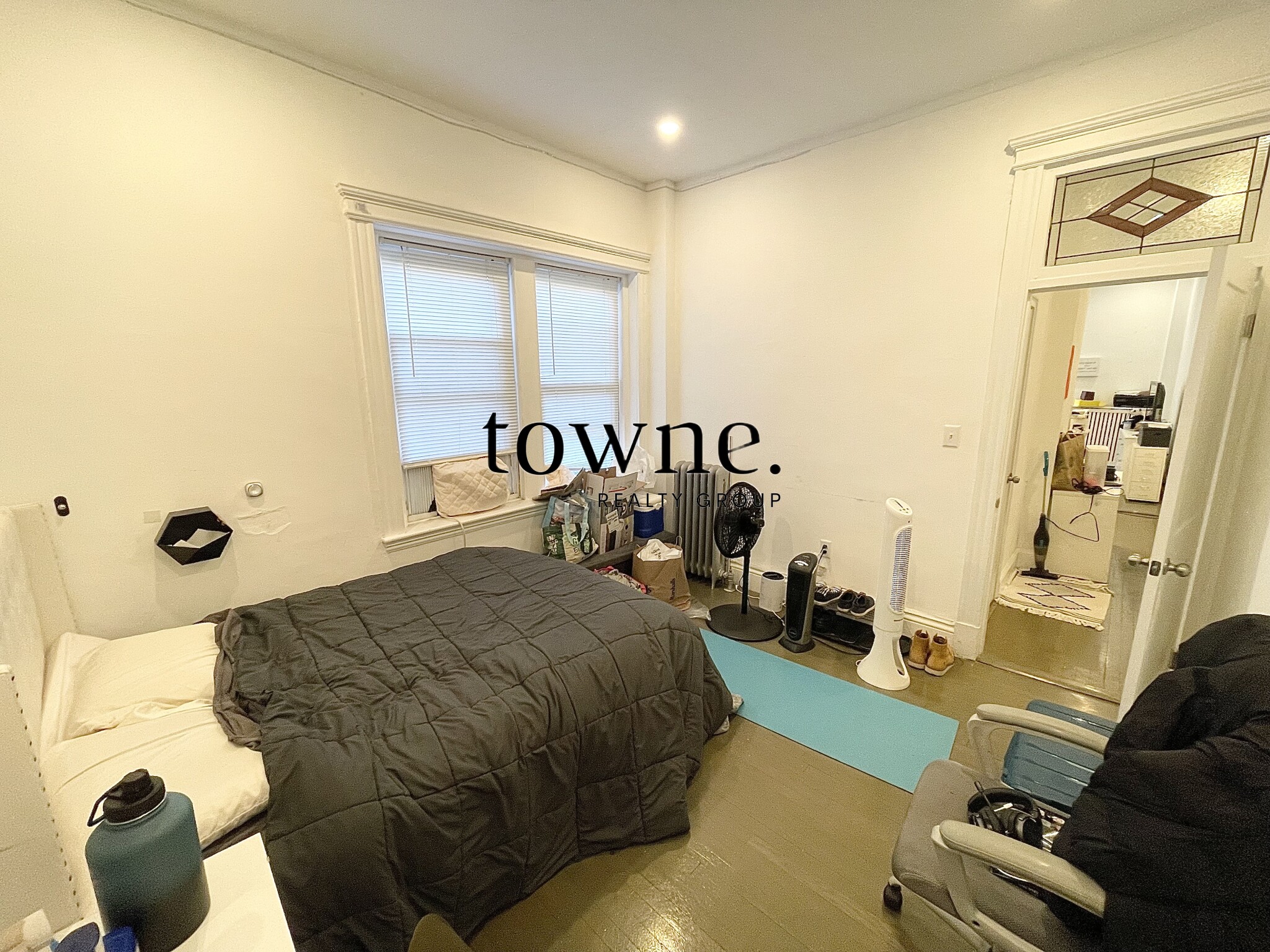 98 Queensberry St, Fenway