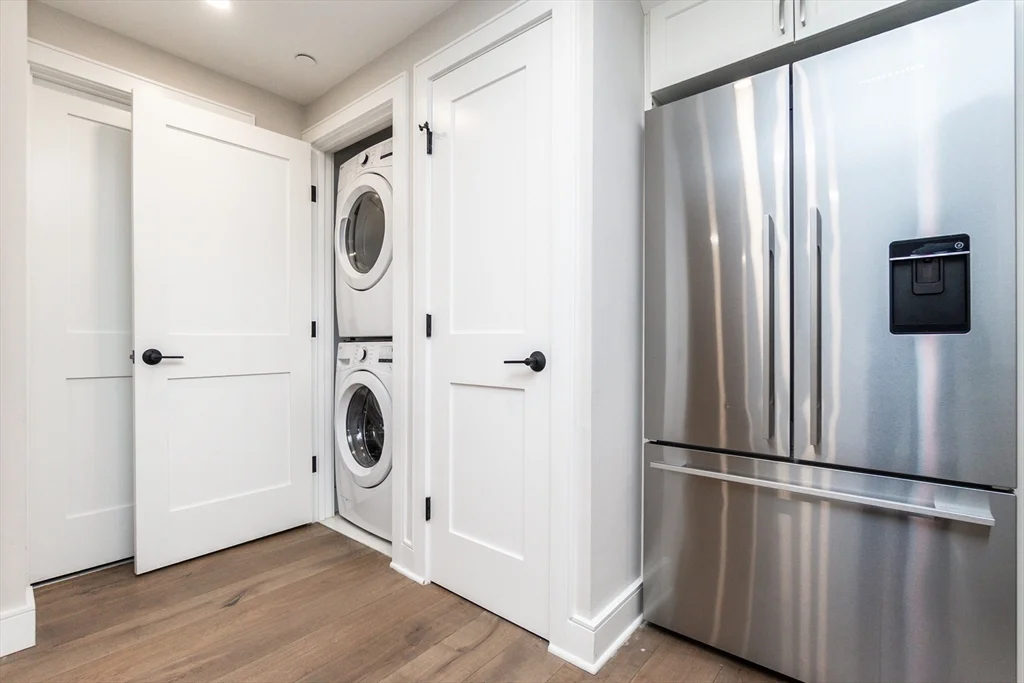 12 Reedsdale St, Allston