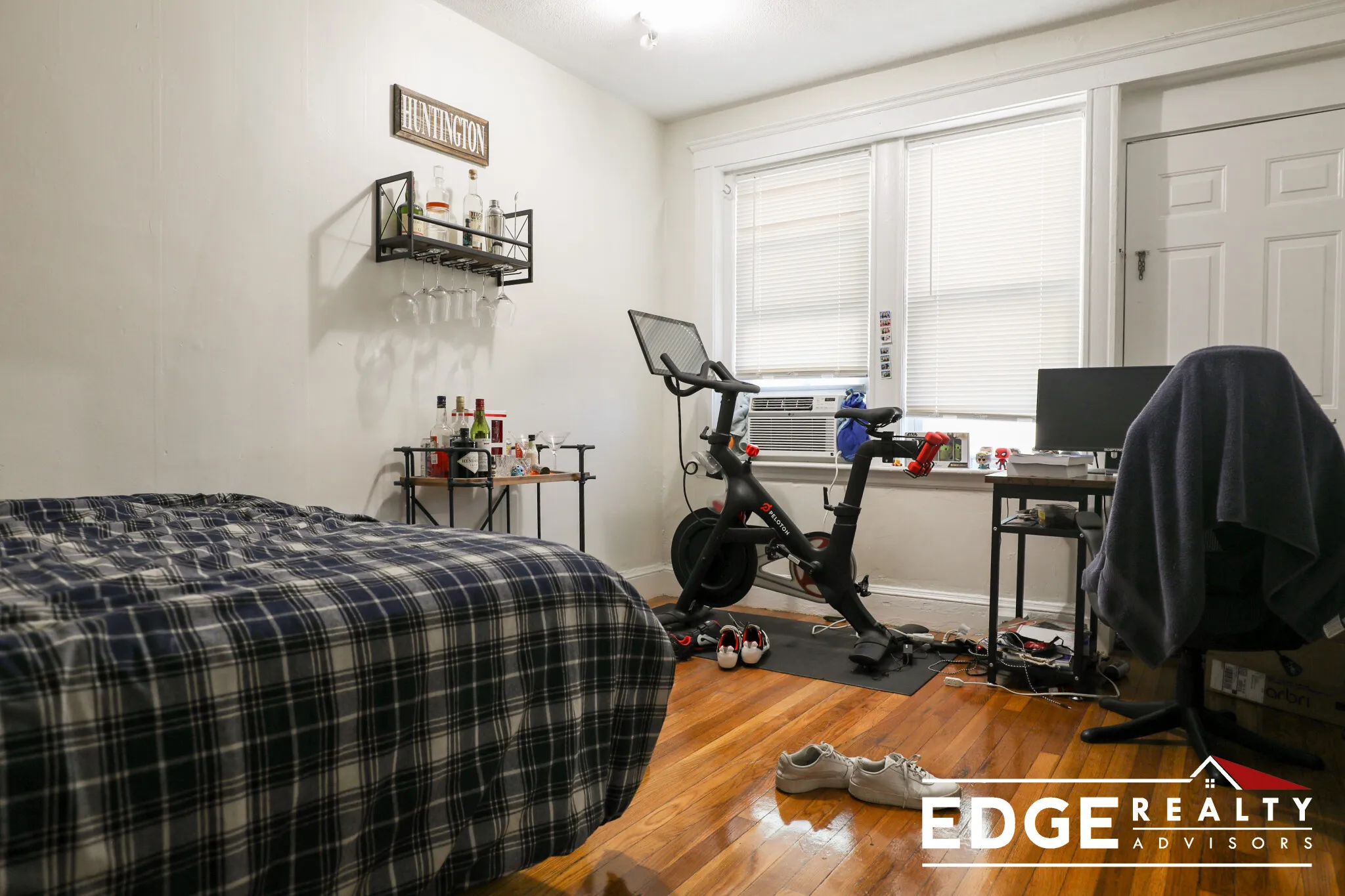 1711 Commonwealth Ave, Brighton