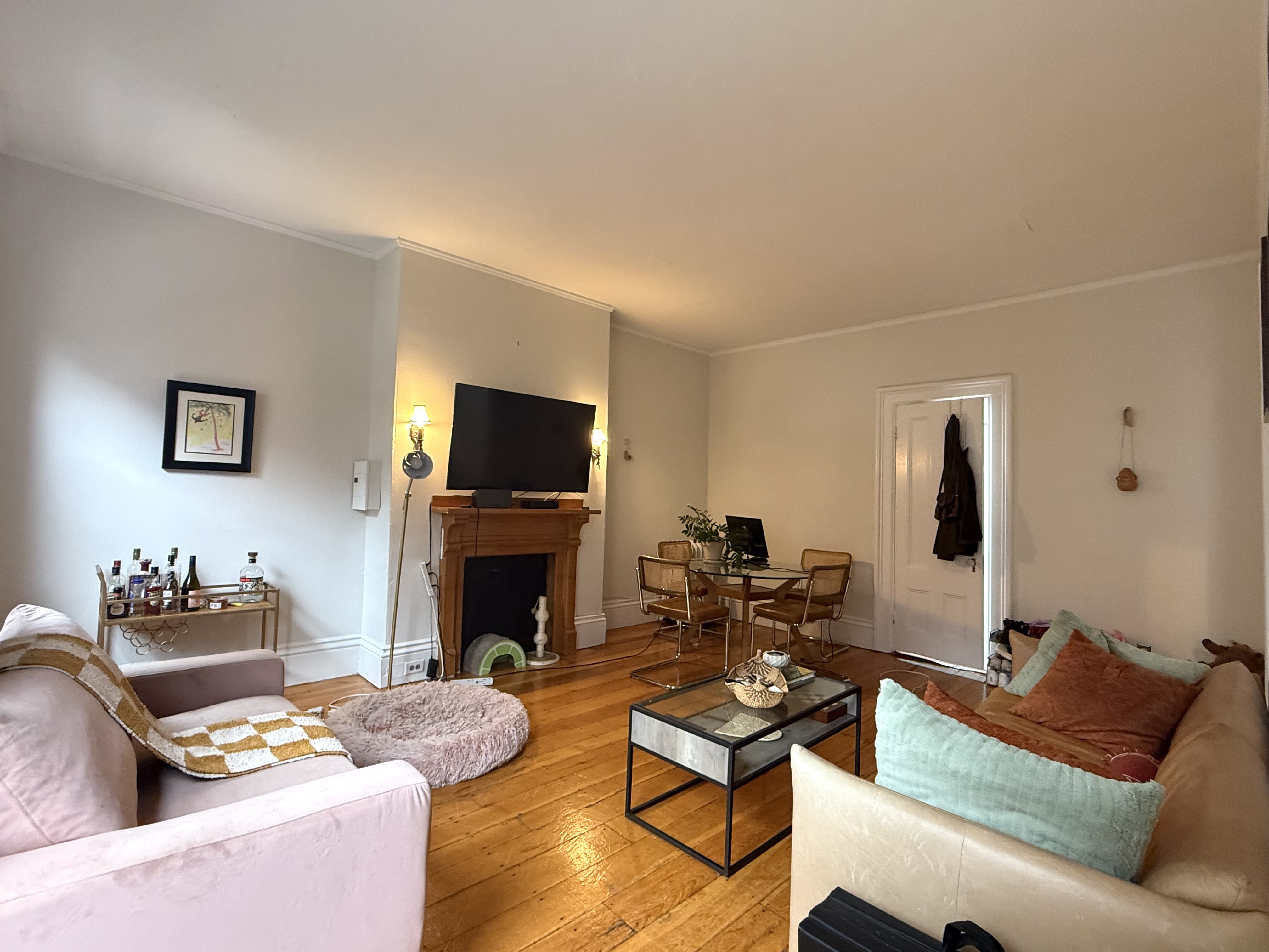 354 Marlborough St, Back Bay