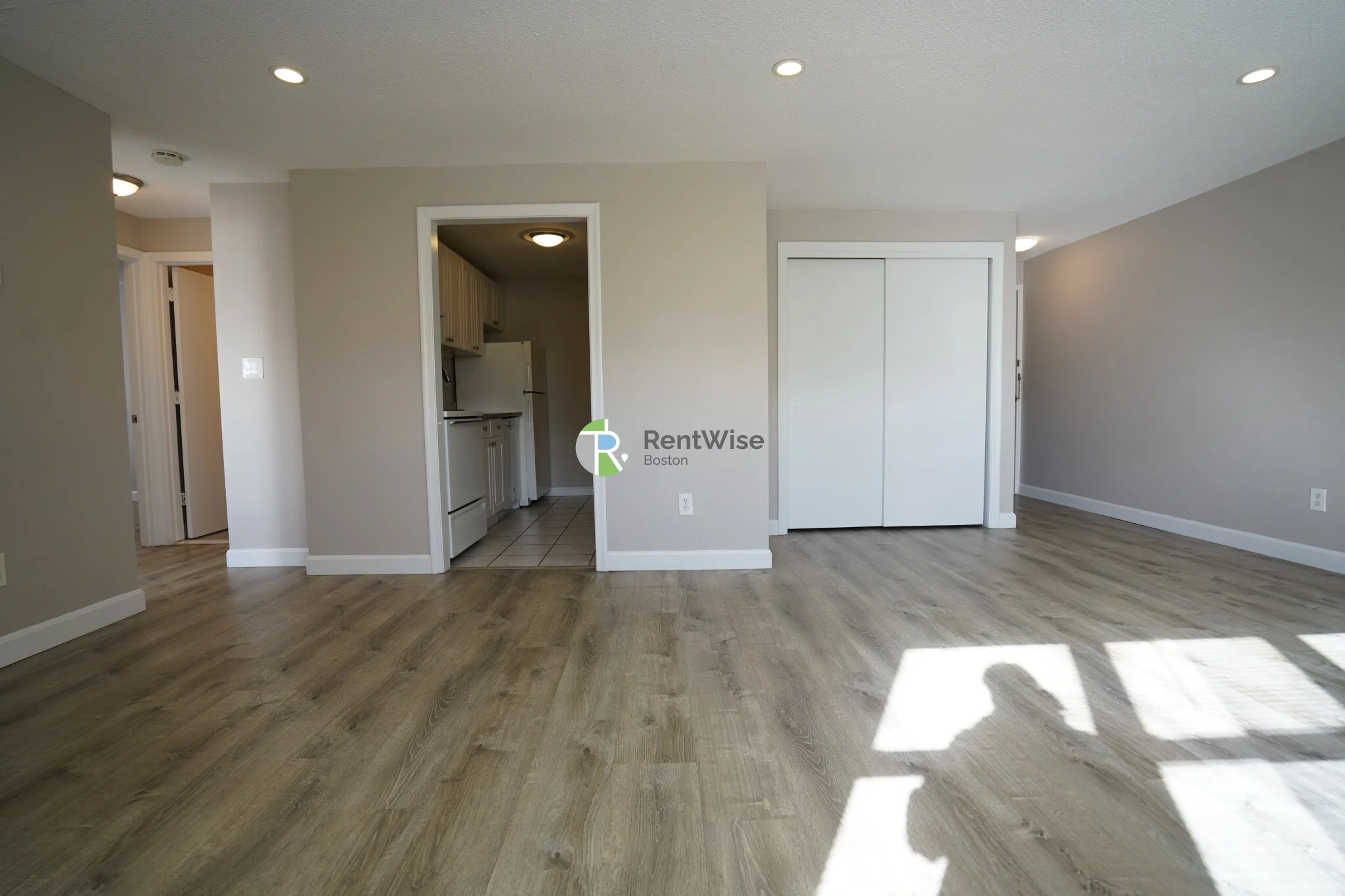 77 Mason Ter, Corey Hill