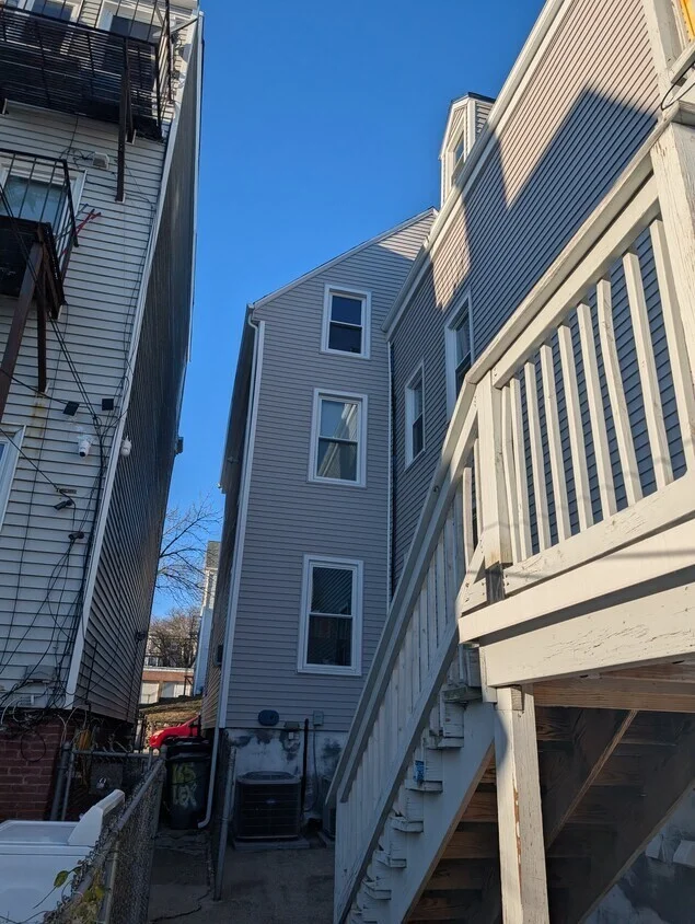 167 Lexington St, East Boston