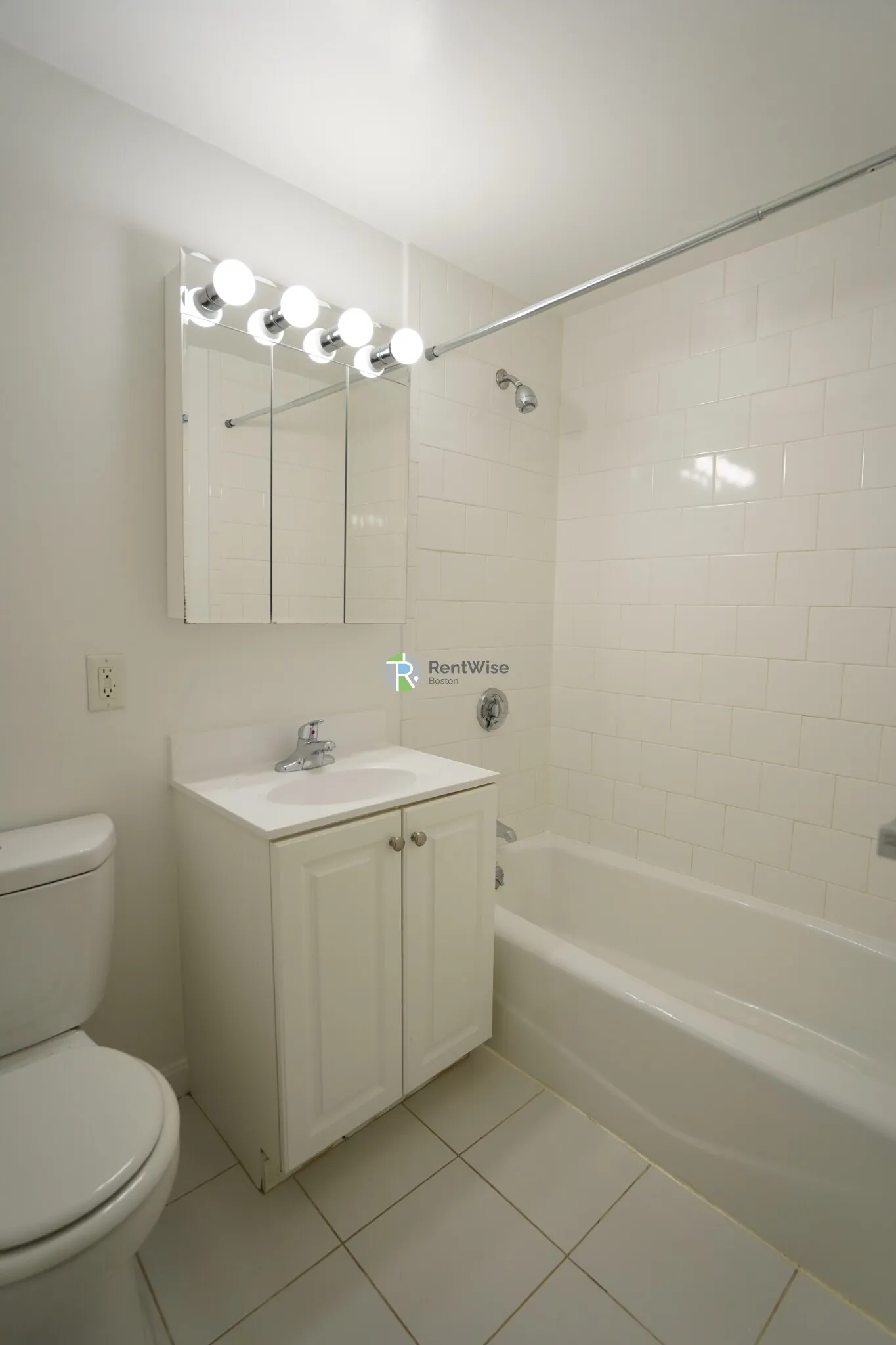 60 Brattle St, West Cambridge