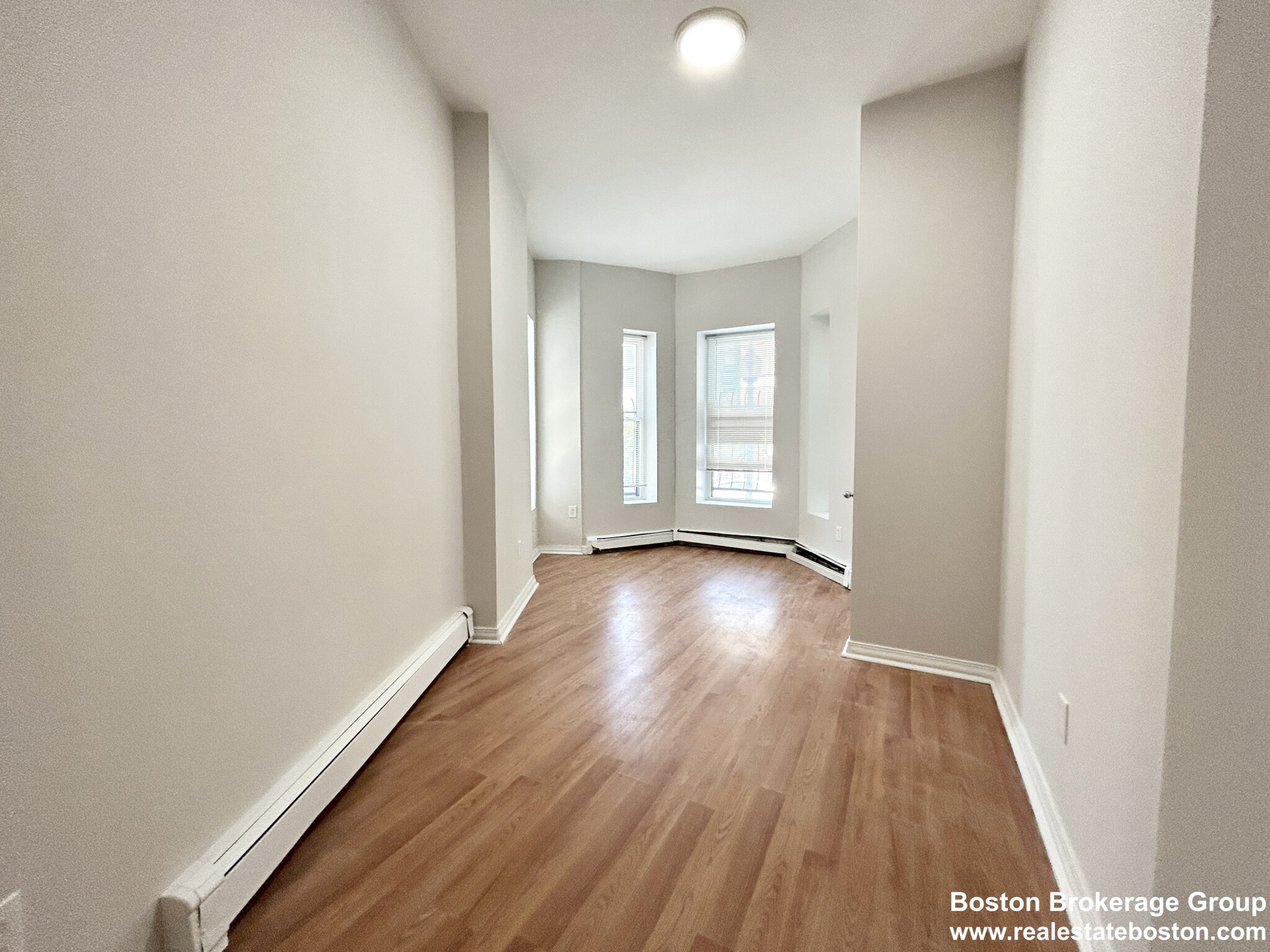 96 Hammond St, Roxbury