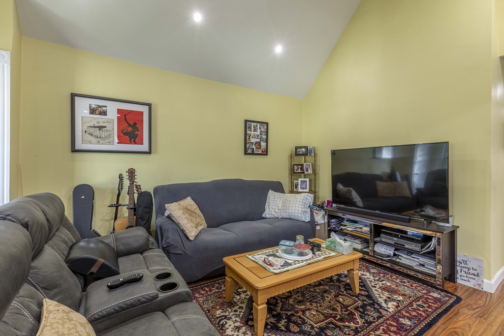 66 Hall Ave, Somerville