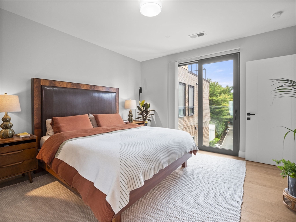 9 Central St, Spring Hill