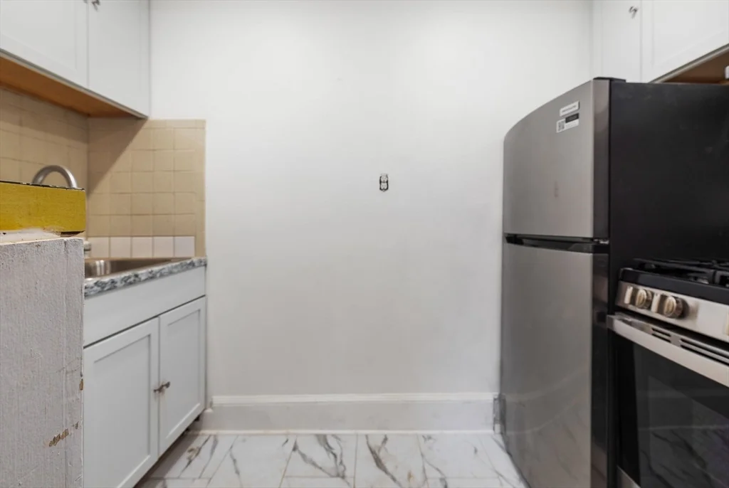 413 Beacon St, Back Bay