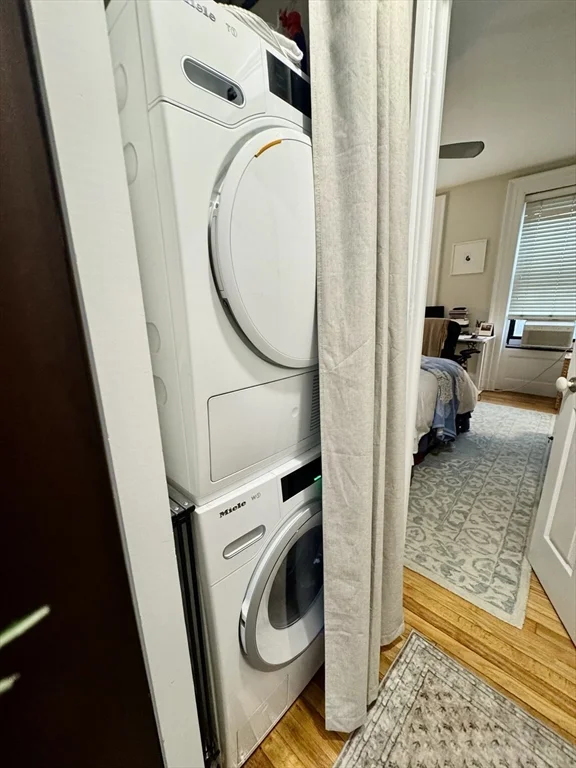 73 Charles St, Beacon Hill