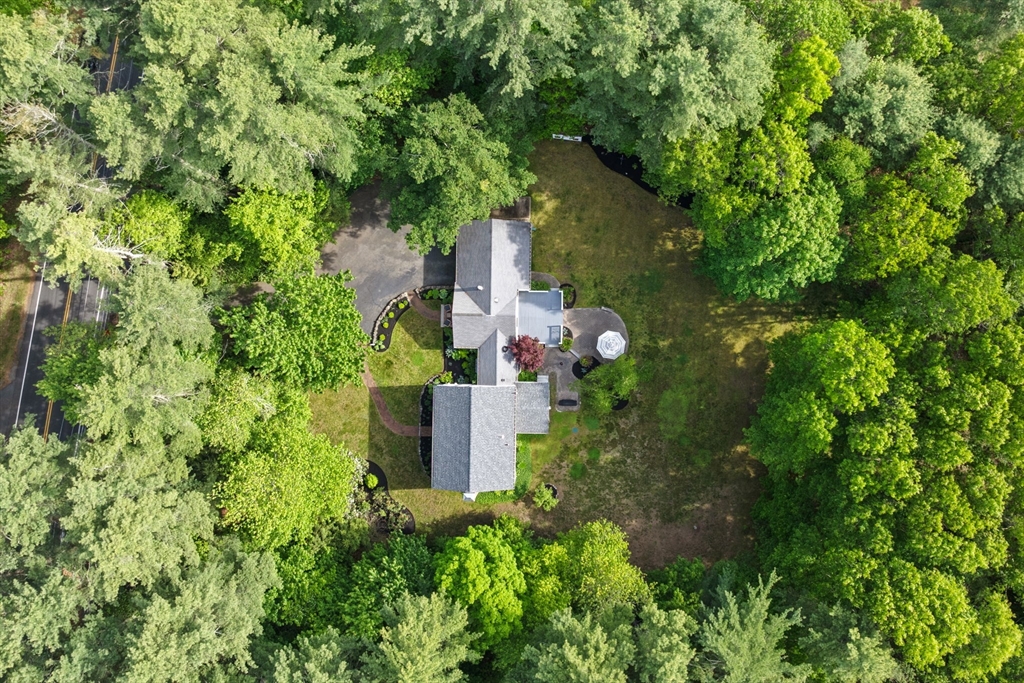 88 Haverhill Rd, Topsfield