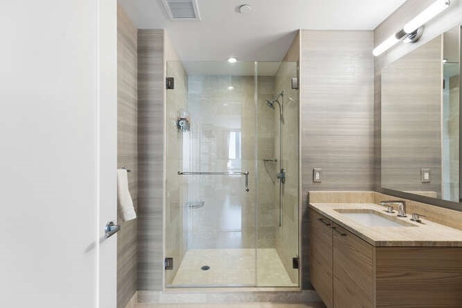 1 Franklin St, Midtown