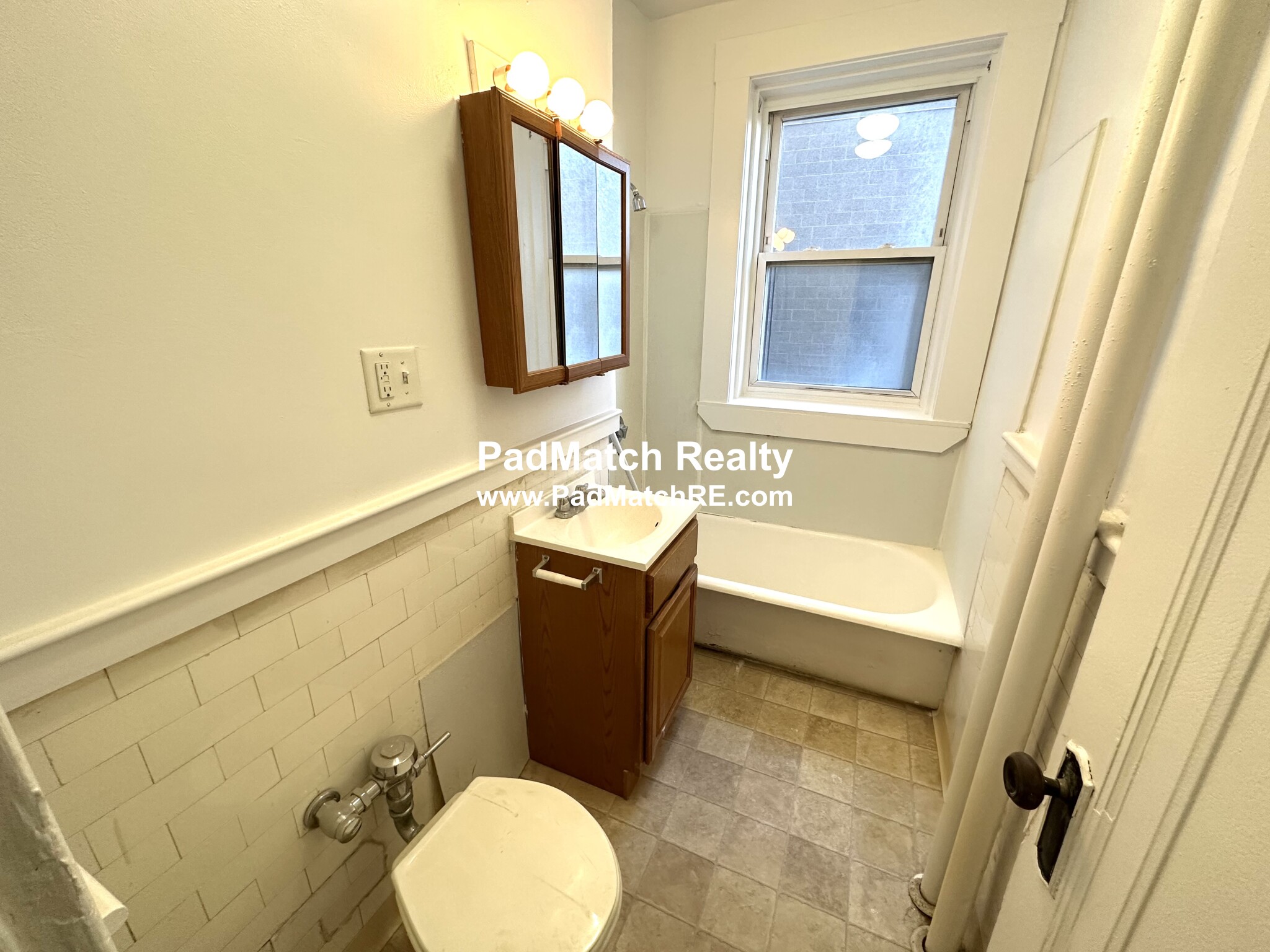 1191 Boylston St, Fenway