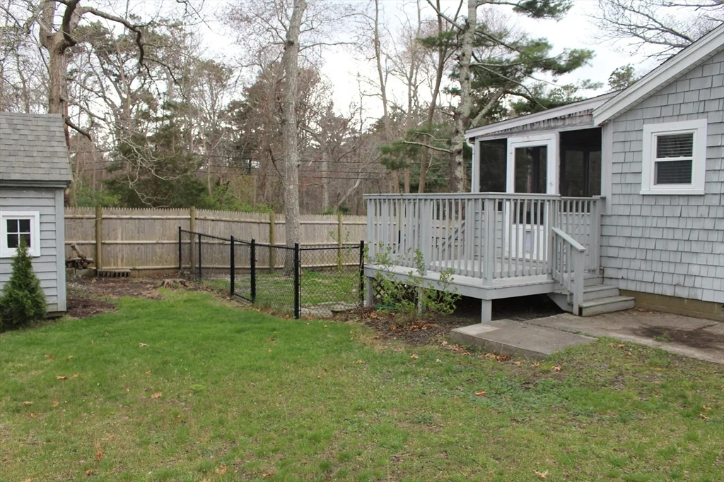 81 Winthrop Rd, Manomet