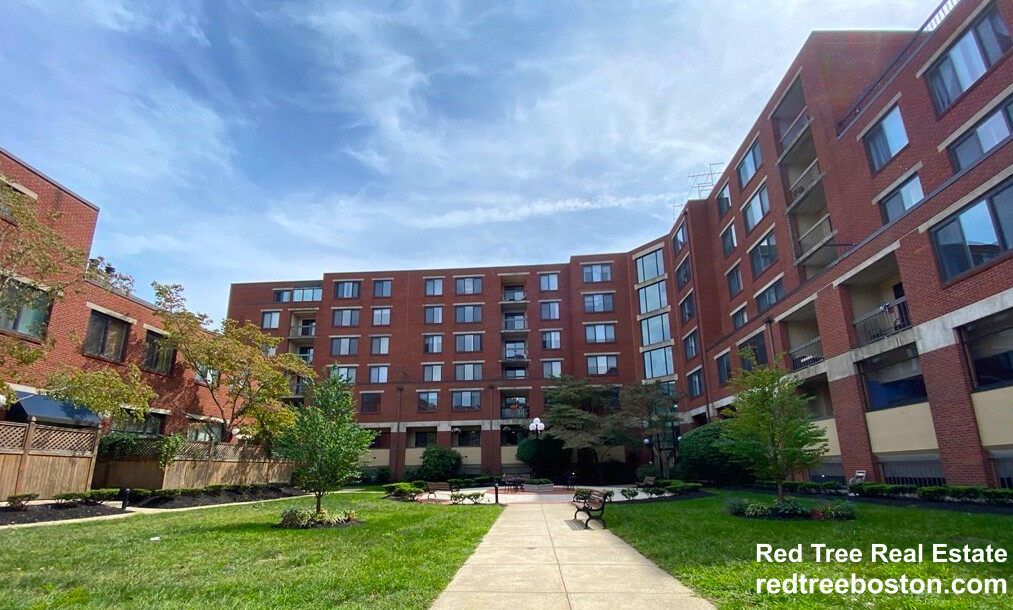 85 Brainerd Rd, Allston