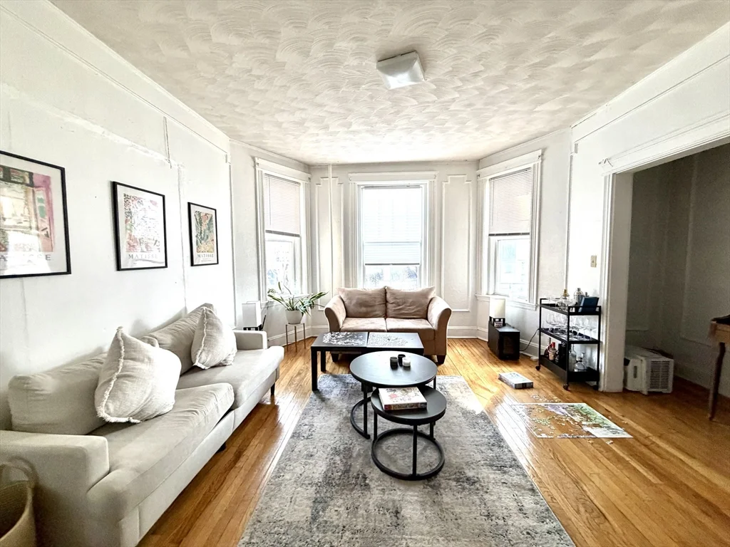 7 Devotion St, Coolidge Corner