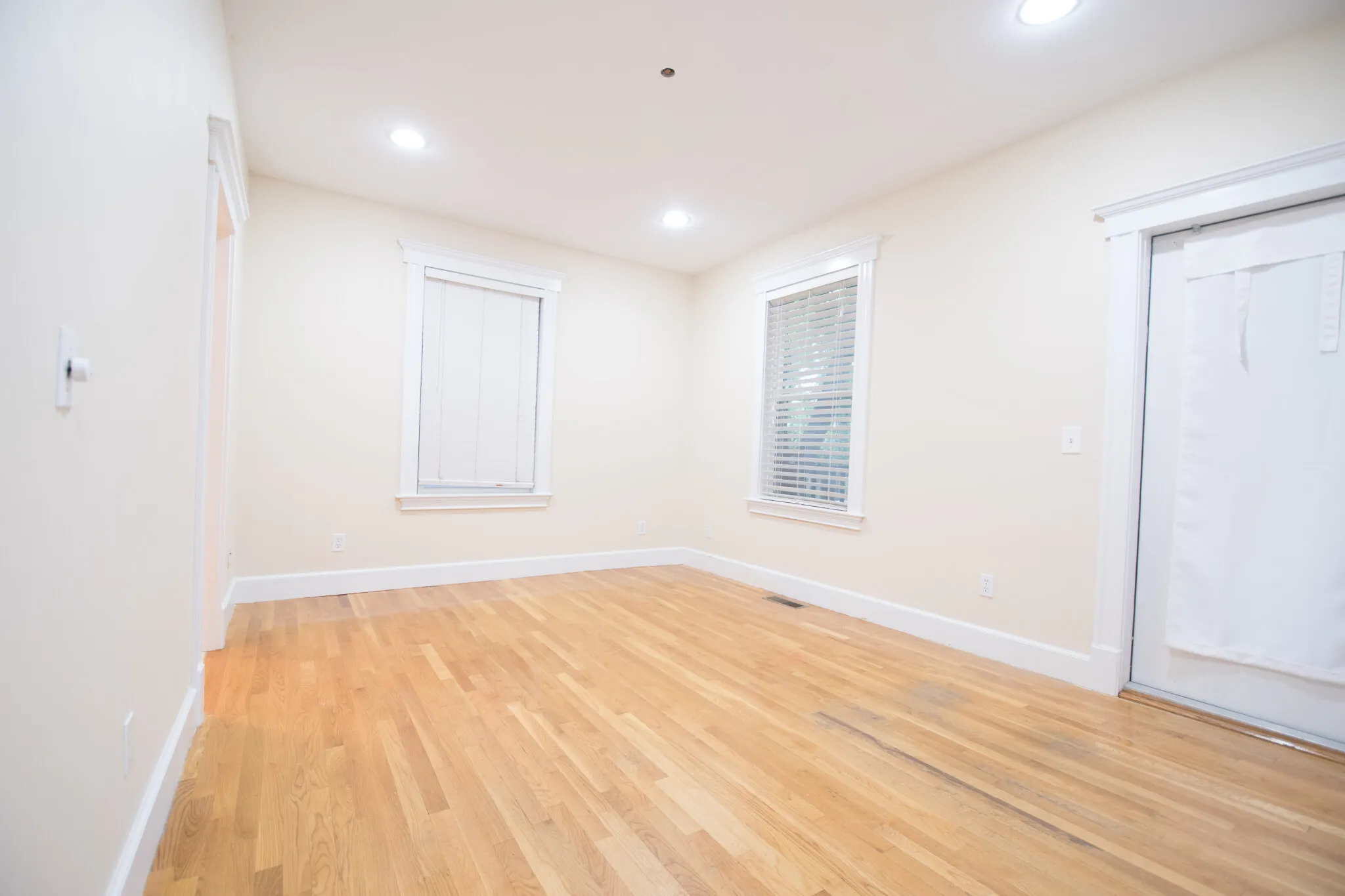 288 Western Ave, Riverside