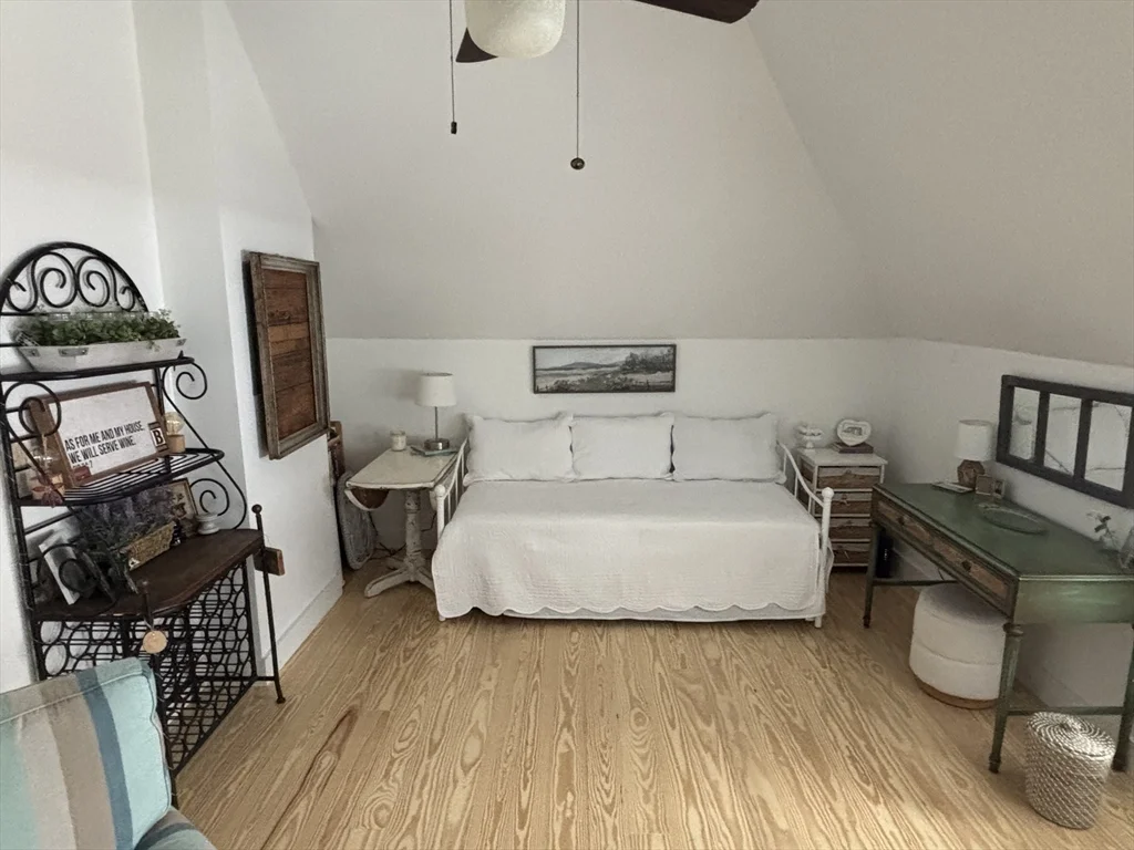 5 Horton St, Newburyport