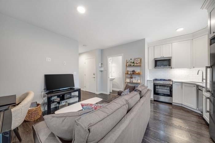 1 Chelsea Ter, East Boston